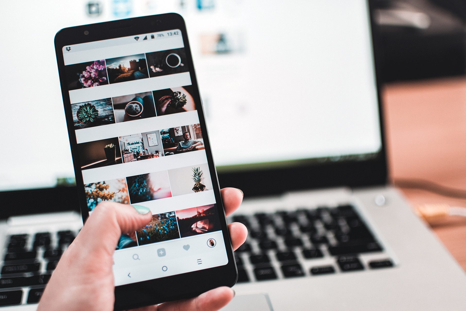 manage multiple accounts on Instagram